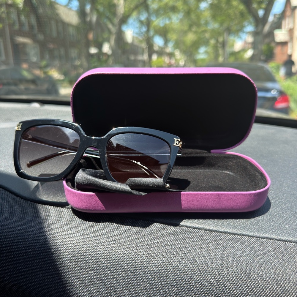 Women’s Black Square Sunglasses with Pink Case